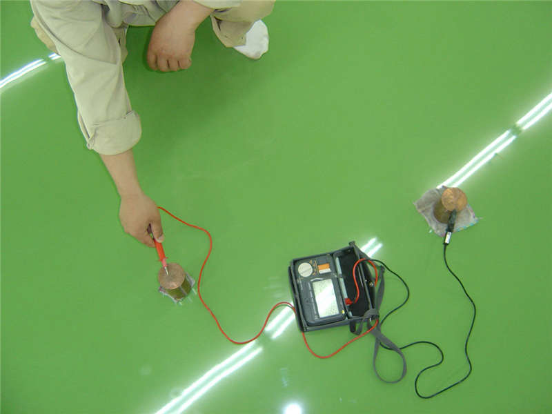 防靜電地坪漆廠家是怎樣儲存這種特殊的地坪涂料？