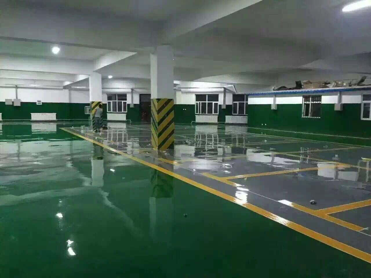 簡述重慶停車場(chǎng)地坪漆施工流程